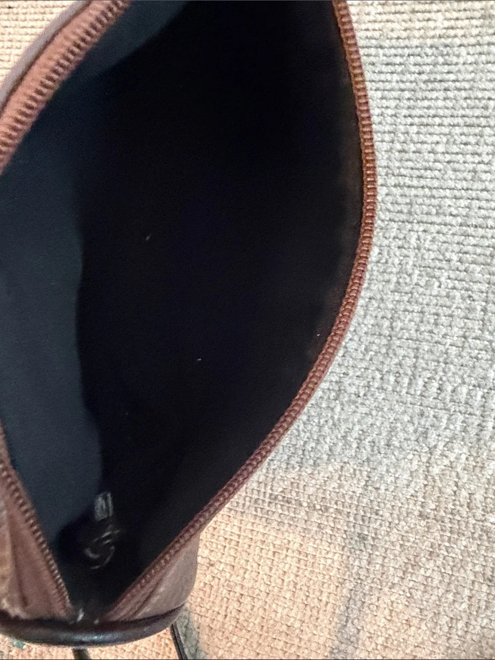 Esprit Vintage Dark Brown Pebbled Leather Small Crossbody